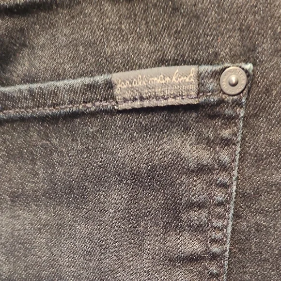 NWOT, 7 For All Mankind Slimmy Navy Blue Jeans Sz 31